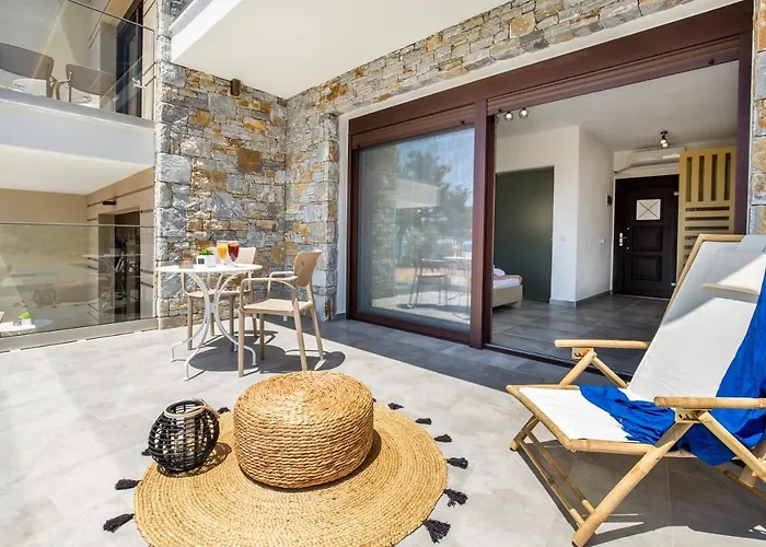 호텔 Ermioni Sea View 3*