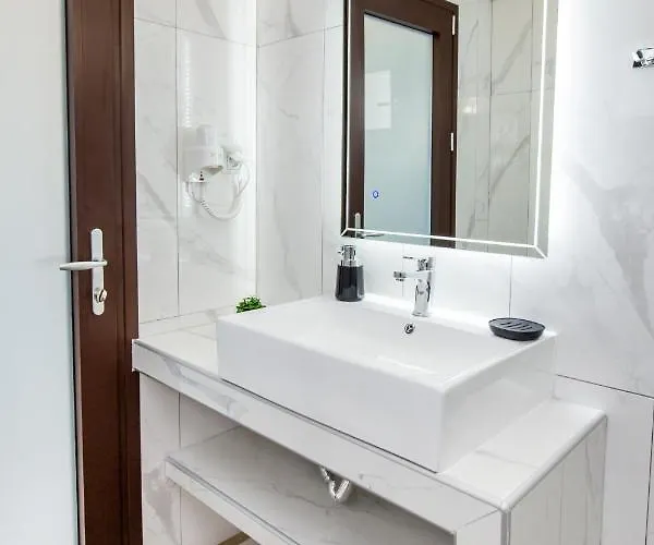 Ermioni Sea View 리메나리아