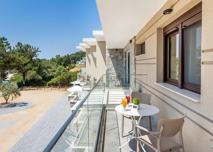 호텔 Ermioni Sea View 3*